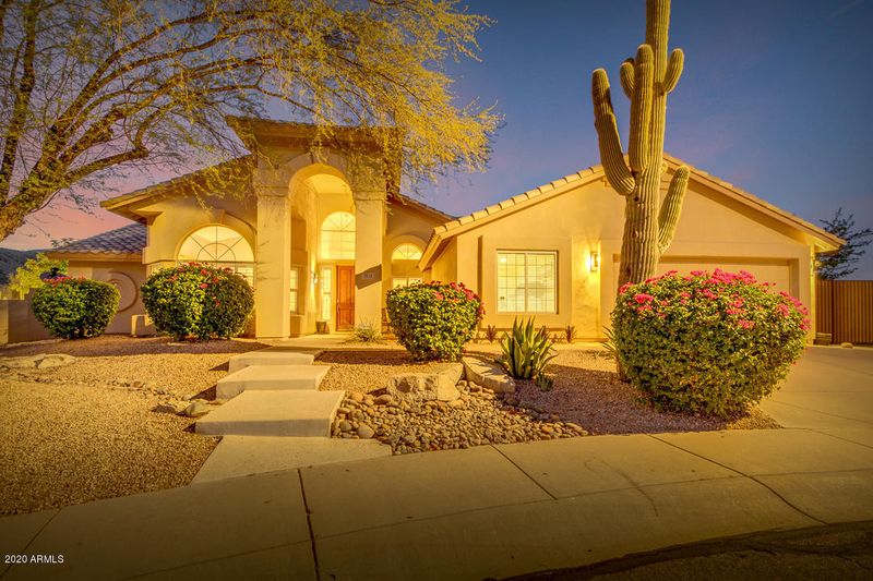 2032 E Sapium Way, Phoenix, AZ 85048