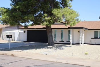 2032 Eugie Ave, Phoenix, AZ 85029