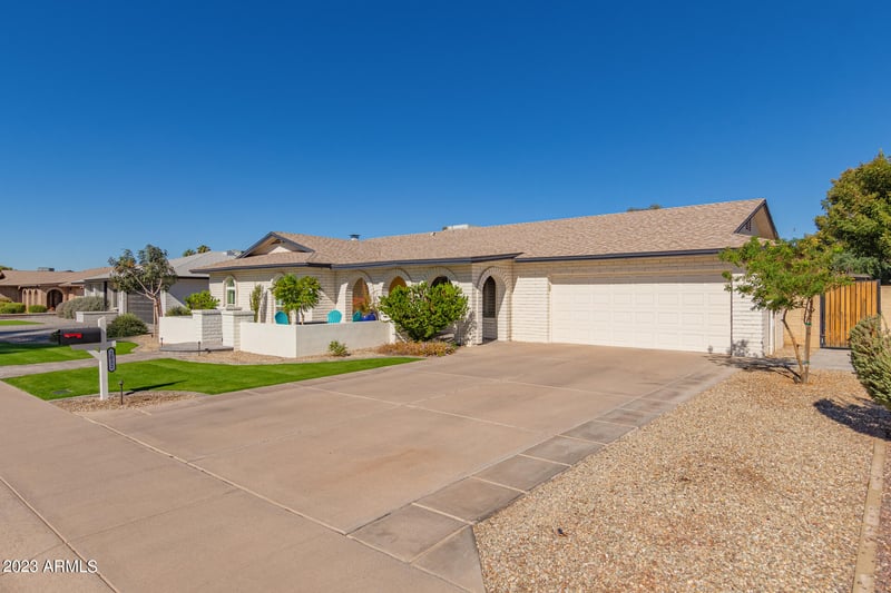 2032 Pegasus Dr, Tempe, AZ 85283