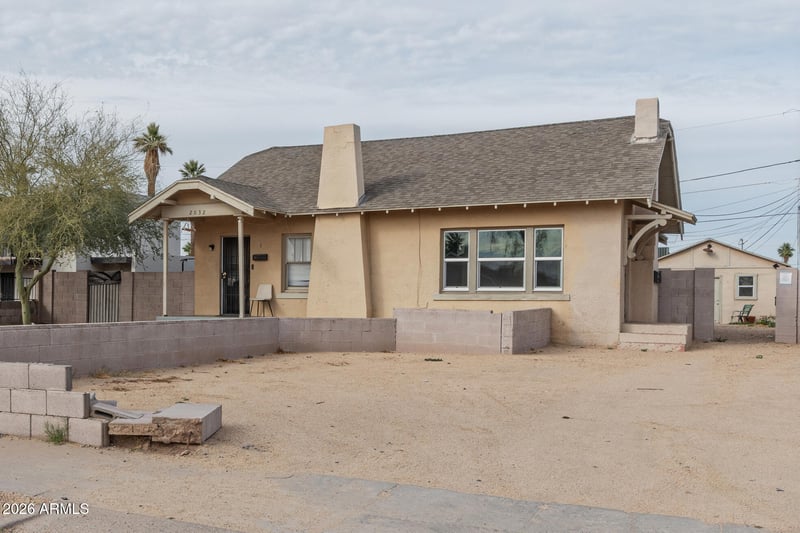 2032 W Adams St, Phoenix, AZ 85009