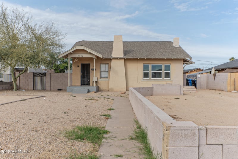 2032 W Adams St, Phoenix, AZ 85009