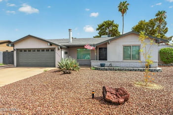2032 W Meadow Dr, Phoenix, AZ 85023