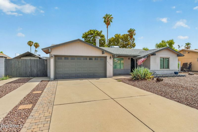2032 W Meadow Dr, Phoenix, AZ 85023