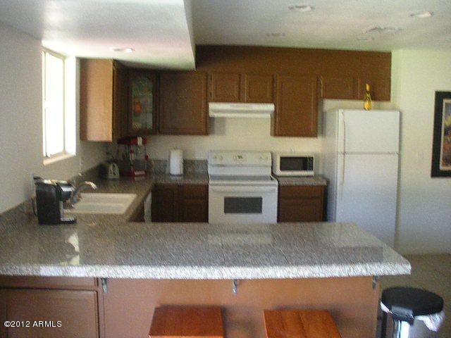 2032 W Pershing Ave, Phoenix, AZ 85029