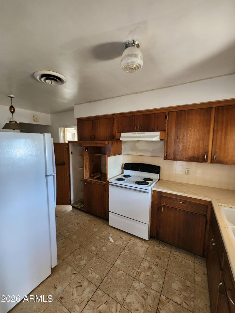 2032 W State Ave, Phoenix, AZ 85021