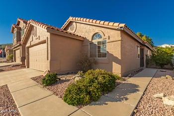 2032 Windsong Dr, Phoenix, AZ 85048
