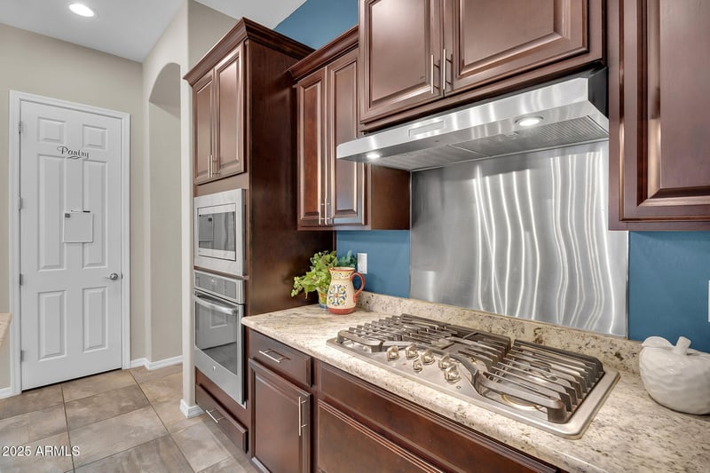 20320 Canary Way, Queen Creek, AZ 85142