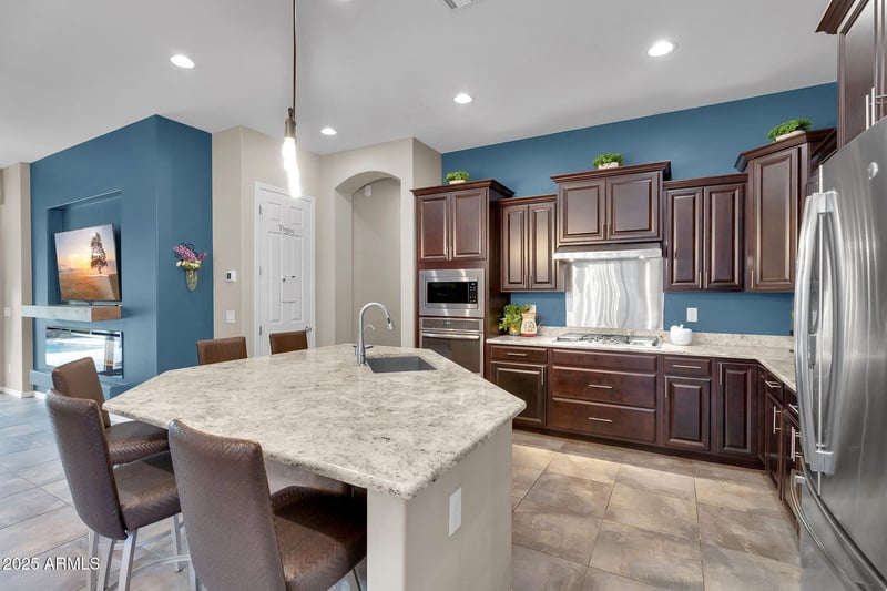 20320 Canary Way, Queen Creek, AZ 85142