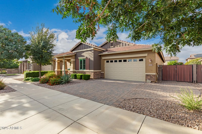 20320 Canary Way, Queen Creek, AZ 85142