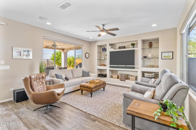 20328 Wagner Wash Dr, Buckeye, AZ 85396