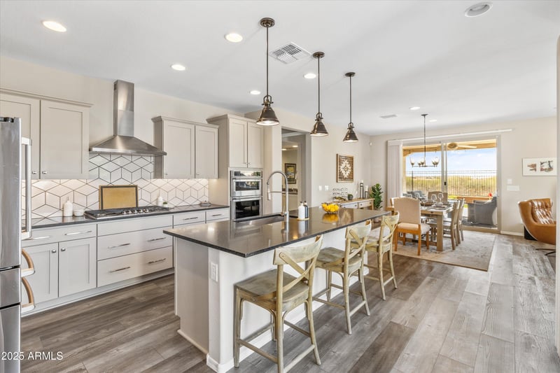 20328 Wagner Wash Dr, Buckeye, AZ 85396