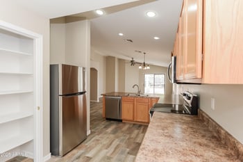 2033 Green Tree Dr, San Tan Valley, AZ 85144