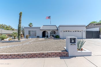 2033 Hillery Dr, Phoenix, AZ 85022