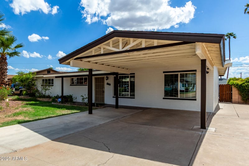 2033 Palo Verde Dr, Phoenix, AZ 85015