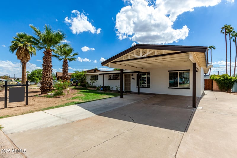 2033 Palo Verde Dr, Phoenix, AZ 85015