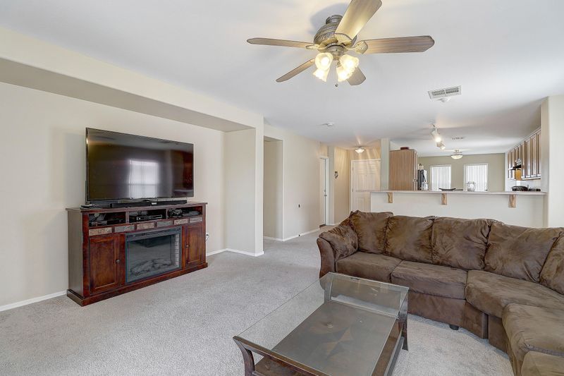 2033 S 86th Ave, Tolleson, AZ 85353