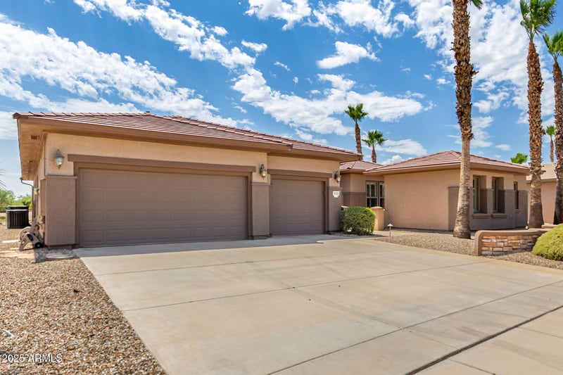 20332 Denizen Dr, Surprise, AZ 85387