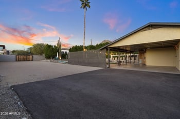 2034 Glendale Ave, Phoenix, AZ 85020