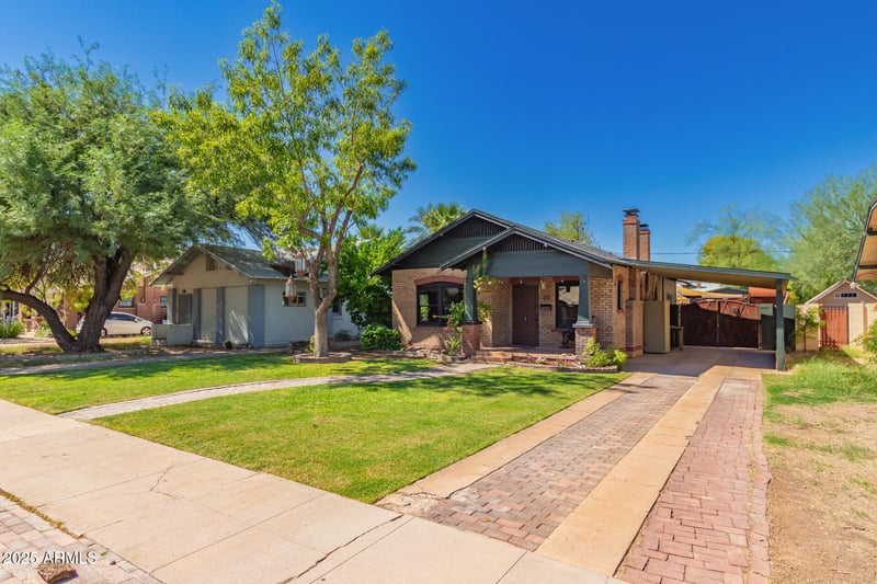 2034 Mitchell St, Phoenix, AZ 85006