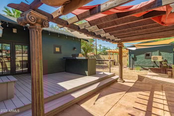 2034 Mitchell St, Phoenix, AZ 85006