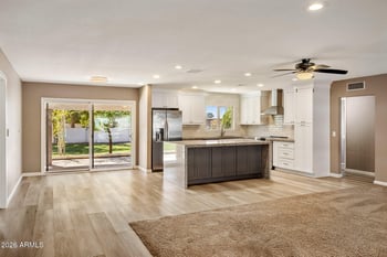 2035 Waltann Ln, Phoenix, AZ 85023