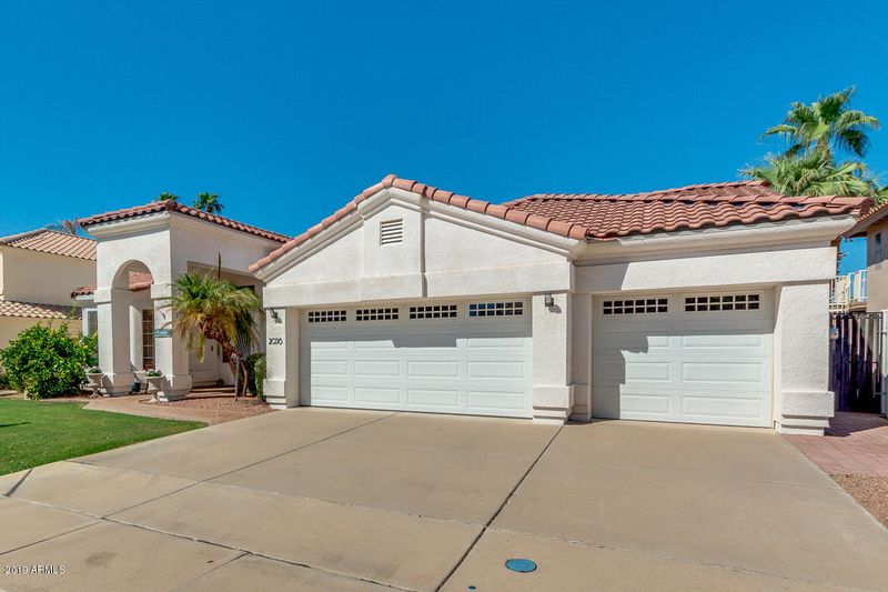 2036 E Clipper Ln, Gilbert, AZ 85234