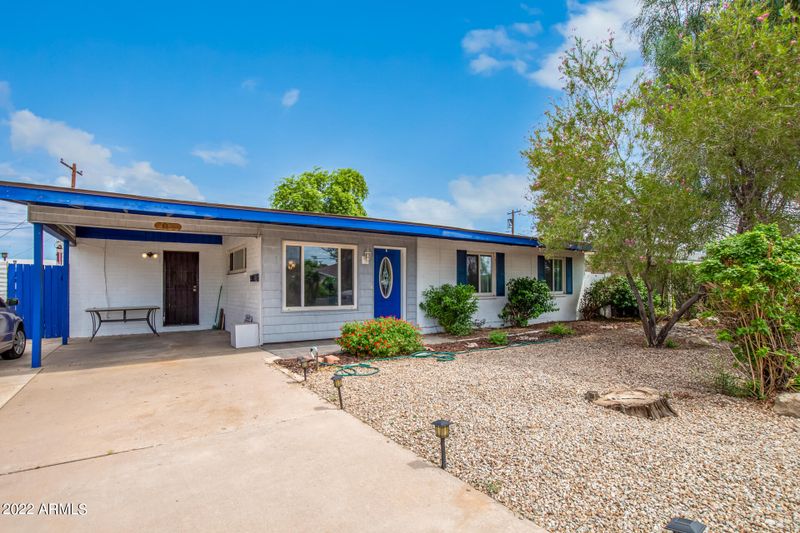 2036 W Denton Ln, Phoenix, AZ 85015