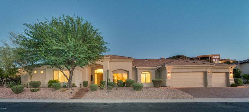 2037 E Barkwood Rd, Phoenix, AZ 85048