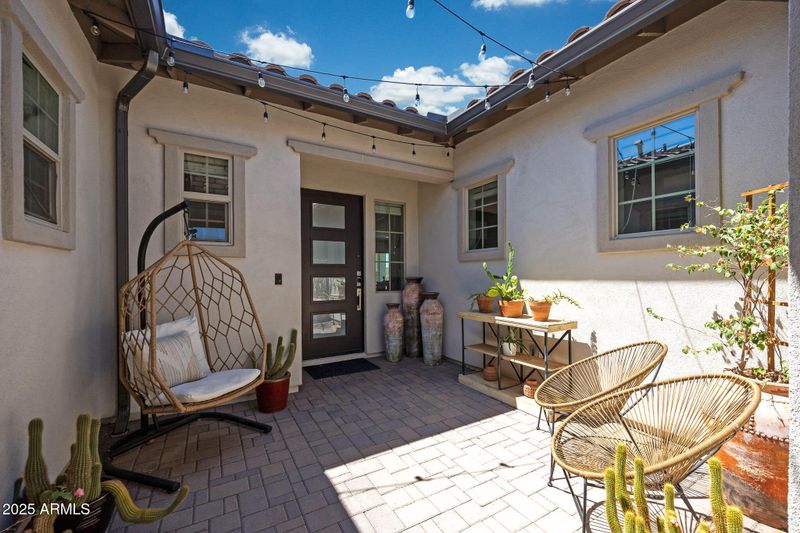 2037 E Fallen Leaf Ln, Phoenix, AZ 85024