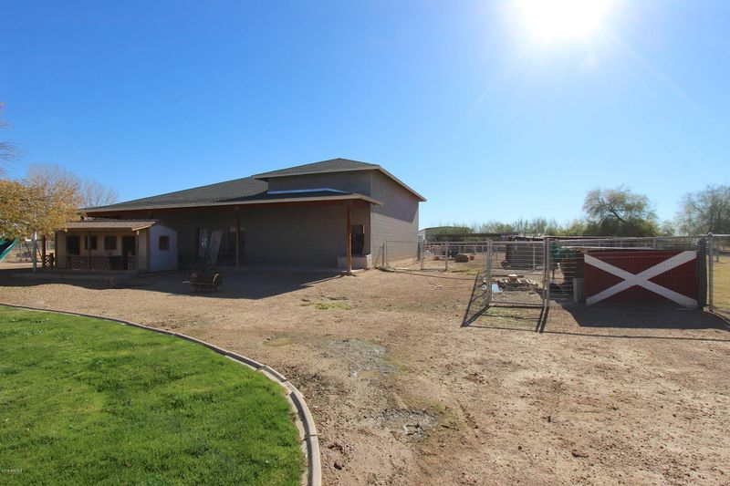 2037 E Willis Rd, Gilbert, AZ 85297