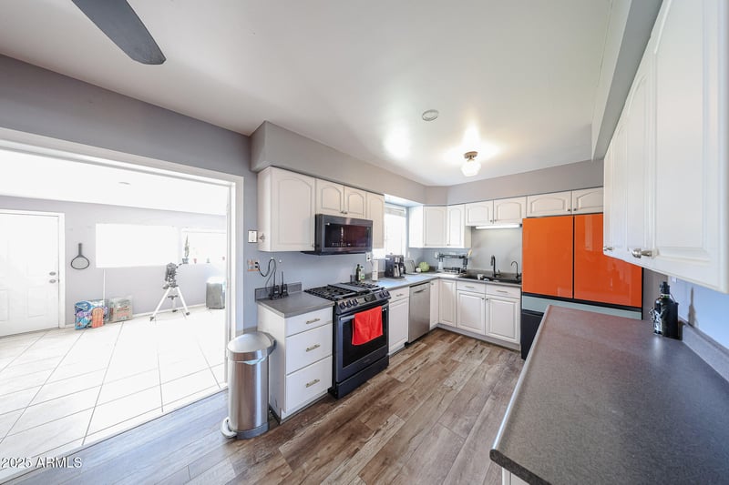 2037 State Ave, Phoenix, AZ 85021