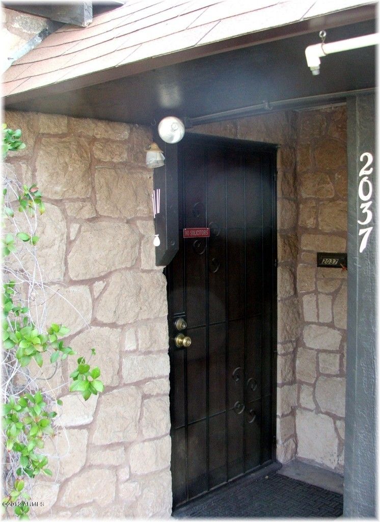 2037 W Cypress St, Phoenix, AZ 85009
