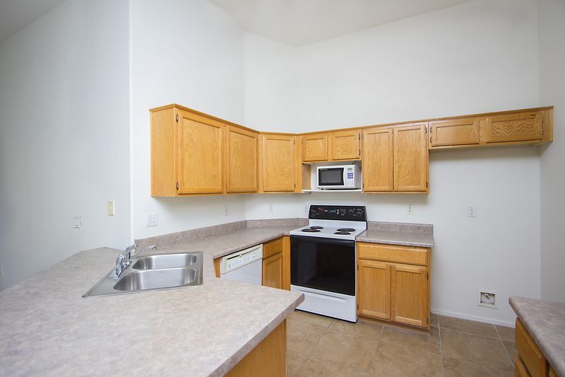 2038 E Aire Libre Ave, Phoenix, AZ 85022