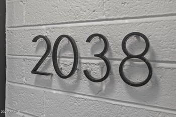2038 Cheery Lynne Rd, Phoenix, AZ 85016