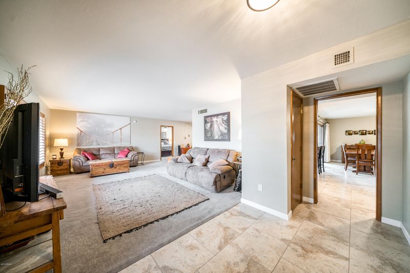 2039 E Pegasus Dr, Tempe, AZ 85283