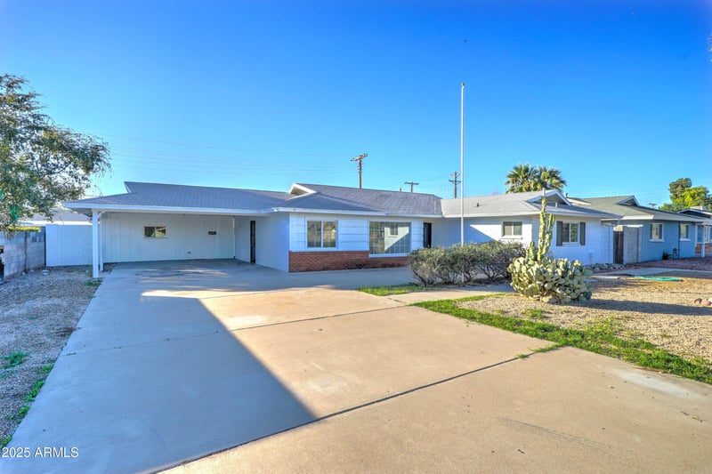 2039 Northview Ave, Phoenix, AZ 85021