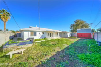 2039 Northview Ave, Phoenix, AZ 85021