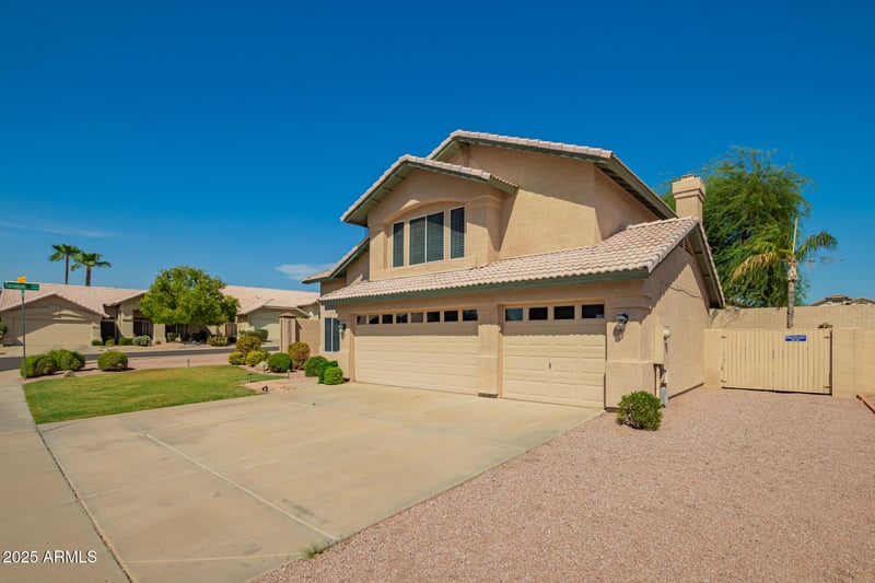 20391 55th Dr, Glendale, AZ 85308