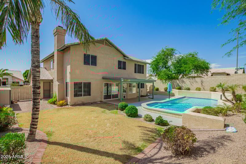 20391 55th Dr, Glendale, AZ 85308