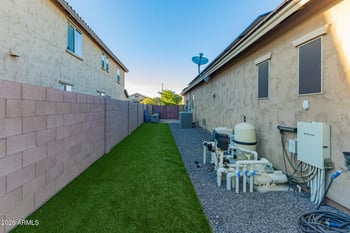 20399 Mockingbird Dr, Queen Creek, AZ 85142