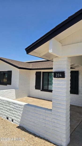 204 Fleet Dr, Tempe, AZ 85283