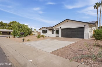 204 E Fleet Dr, Tempe, AZ 85283