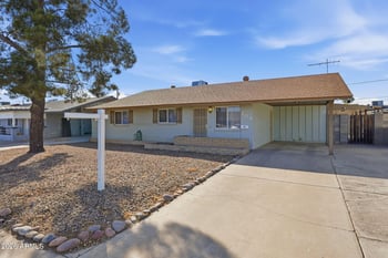 204 Hampton Ave, Mesa, AZ 85210