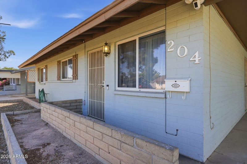 204 E Hampton Ave, Mesa, AZ 85210