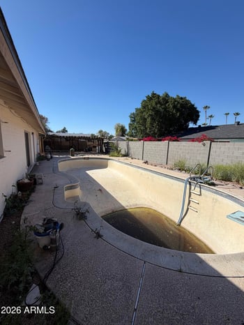 204 Fleet Dr, Tempe, AZ 85283