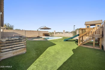 2040 Angela Dr, Phoenix, AZ 85022