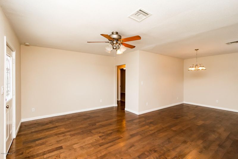 2040 E Don Carlos Ave, Tempe, AZ 85281