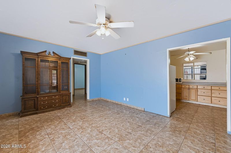 2040 E Whitton Ave, Phoenix, AZ 85016