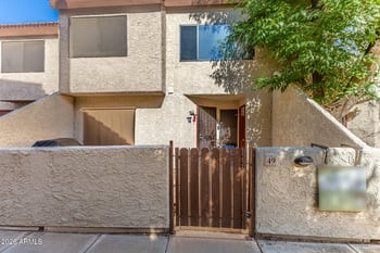 2040 Longmore St #49, Mesa, AZ 85202