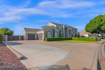 2040 Norcroft St, Mesa, AZ 85213